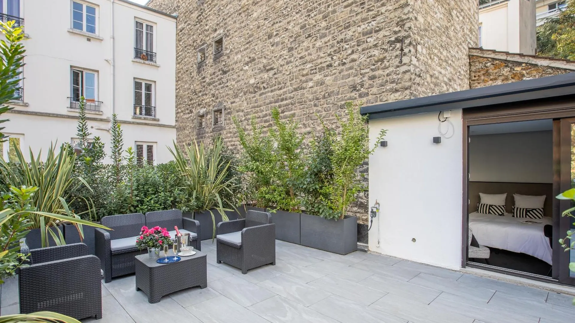 B20 Terrasse 175blo-paris Convention Apartmán